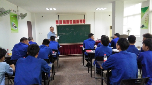 伯特利公司举行学徒制员工结业考核